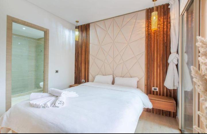 Prestigia Golf Premium Luxury Apartment